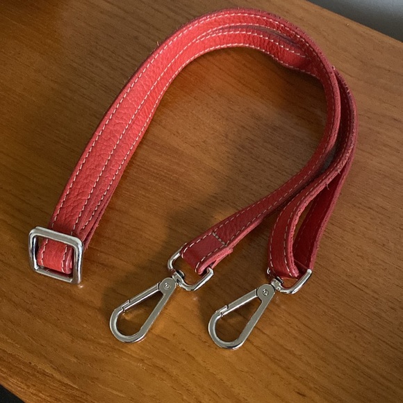 Roots genuine leather shoulder / crossbody bag - Picture 14 of 14